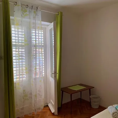 Apartman Pahljina Palit