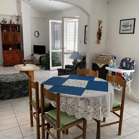 Pahljina Apartman