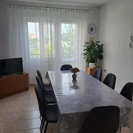 Apartman Pahljina Palit