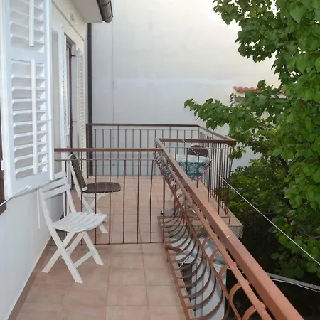 Pahljina Apartman *